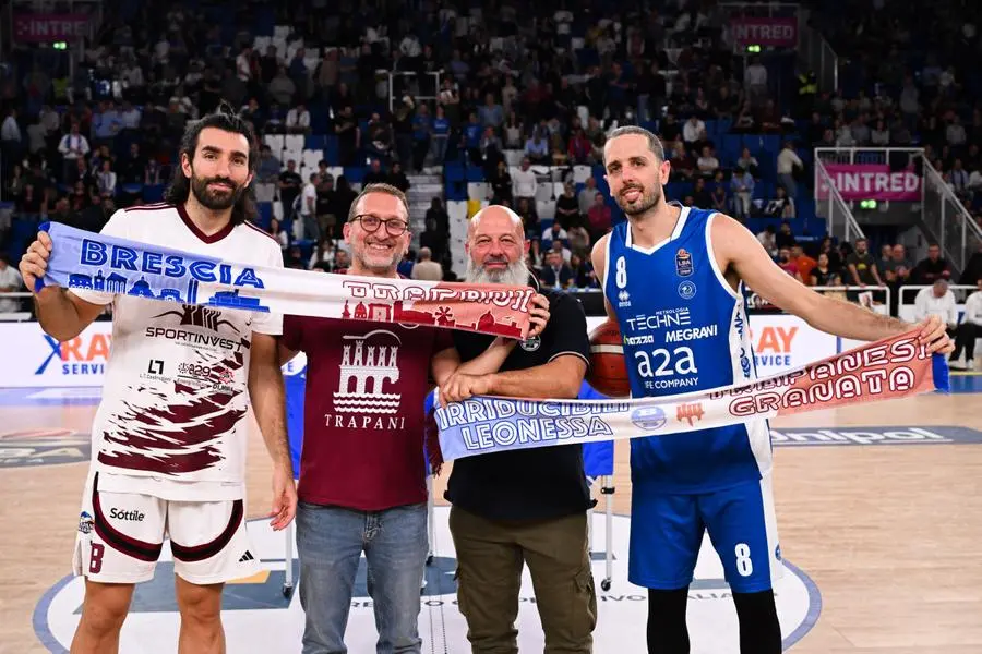 Basket, gli scatti di Germani-Trapani