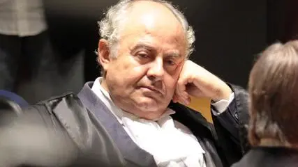 Il pm Giuliano Mignini durante il processo d'appello per l'omicidio di Meredith Kercher a Perugia, 3 ottobre 2011. ANSA / PIETRO CROCCHIONI