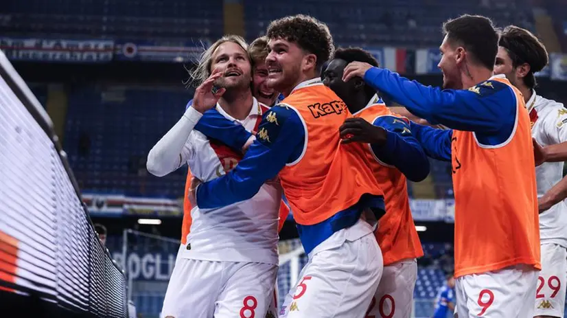 Quello di Bjarnason è stato il settimo gol sugli sviluppi da fermo della stagione del Brescia - Foto New Reporter Comincini © www.giornaledibrescia.it