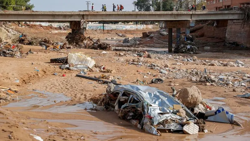 Le conseguenze dell'alluvione in Spagna - Foto Ansa © www.giornaledibrescia.it