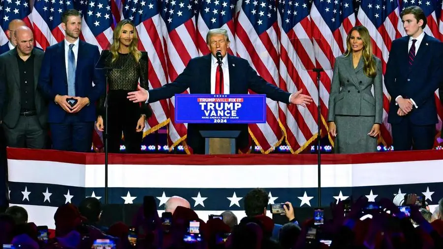 Trump esulta dopo la vittoria a West Palm Beach - Foto Ansa © www.giornaledibrescia.it