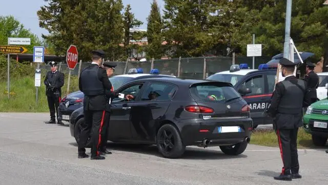 Carabinieri auto