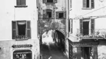 Porta Bruciata, snodo di storia e di memoria