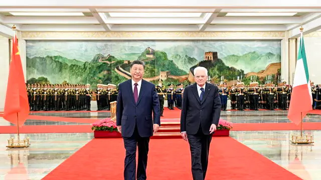 epa11710308 Chinese President Xi Jinping holds a welcome ceremony for Italian President Sergio Mattarella in the Northern Hall of the Great Hall of the People in Beijing, China, 08 November 2024. The Italian president is on a state visit to China from 07 to 12 November 2024. EPA/XINHUA / LI XUEREN CHINA OUT / UK AND IRELAND OUT / MANDATORY CREDIT EDITORIAL USE ONLY