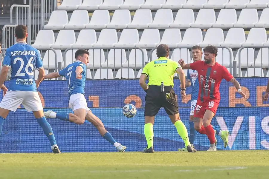 Serie B, gli scatti di Brescia-Cosenza