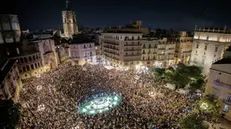 epa11712180 Thousands of people take part in a protest to call for the resignation of Valencia's regional government due to the management of the floods in Valencia province, in Valencia, Spain, 09 November 2024. The floods in Valencia and neighboring provinces have caused at least 219 fatalities, as efforts continue to search for missing people, provide supplies, and care for the victims after the DANA (high-altitude isolated depression) weather phenomenon hit the east of the country on 29 October 2024. EPA/BIEL ALINO