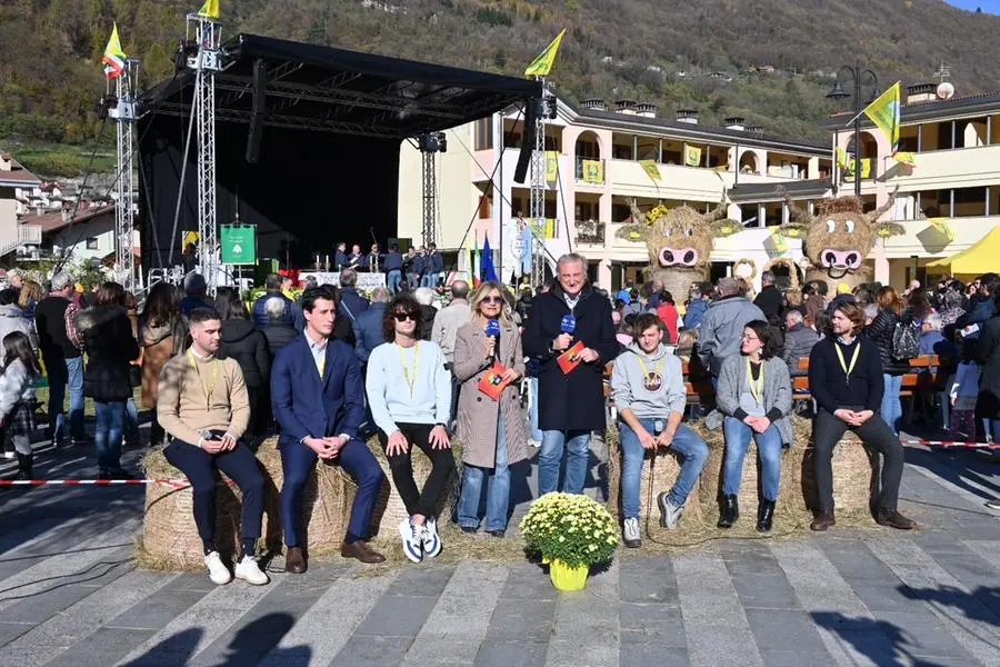 La Giornata del ringraziamento in diretta con In piazza con noi