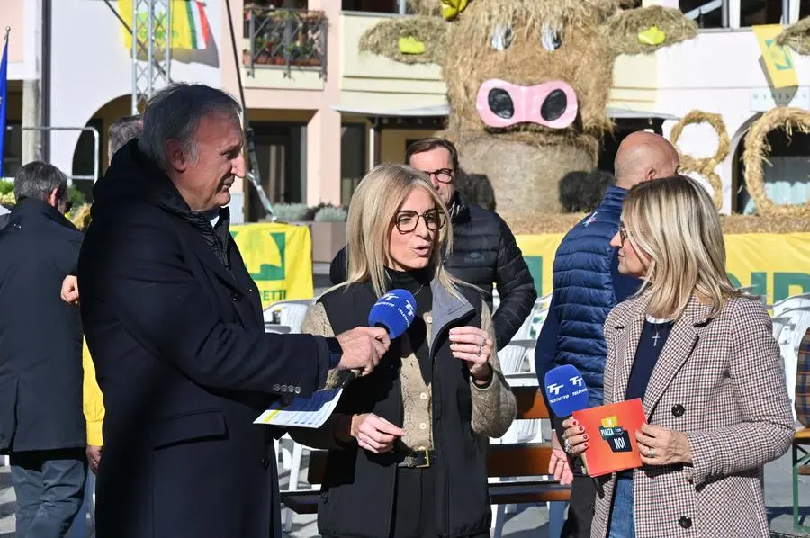 Laura Facchetti, presidente di Coldiretti Brescia, con Clara Camplani e Marco Recalcati