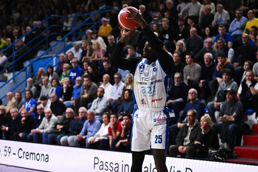 Basket, gli scatti di Cremona-Germani