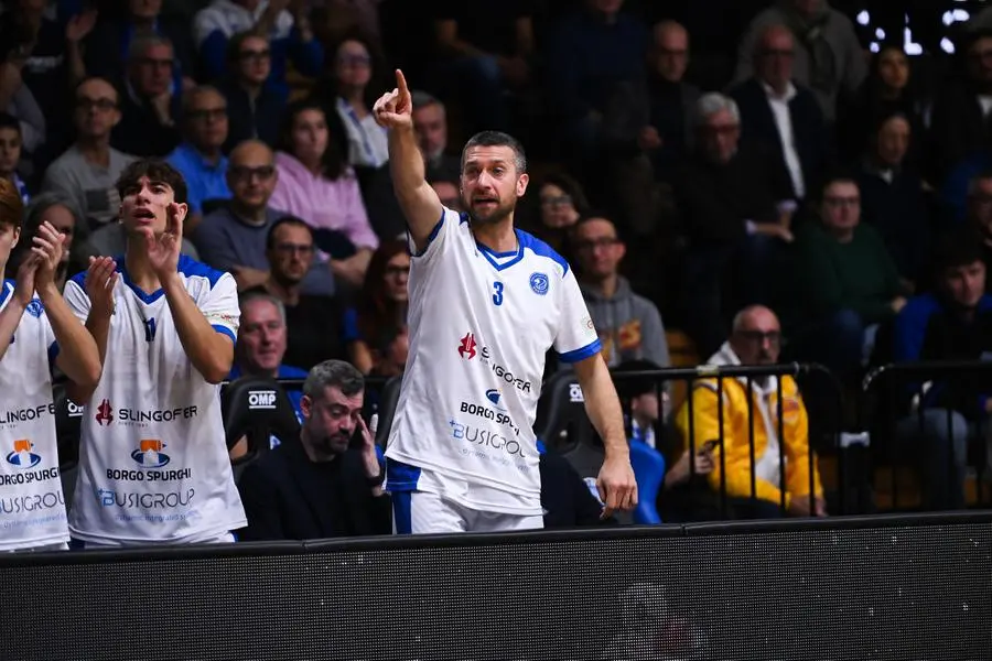 Basket, gli scatti di Cremona-Germani