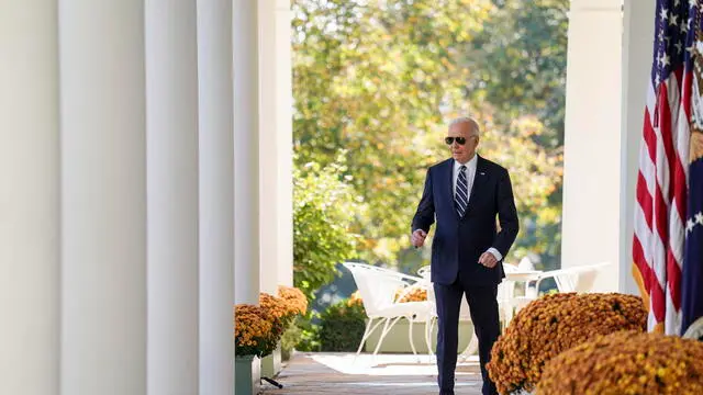 epa11707730 US President Joe Biden arrives to speak during an address to the nation in the Rose Garden of the White House in Washington, DC, USA, 07 November 2024. Biden stated he accepts the choice the country made, after former US President Donald Trump beat out US Vice President Kamala Harris to become 47th president of the United States. EPA/ALEXANDER DRAGO / POOL