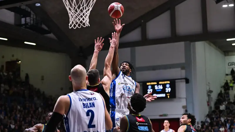 A Cremona ottimi sprazzi anche dello statunitense Rivers - Ciamillo-Castoria © www.giornaledibrescia.it