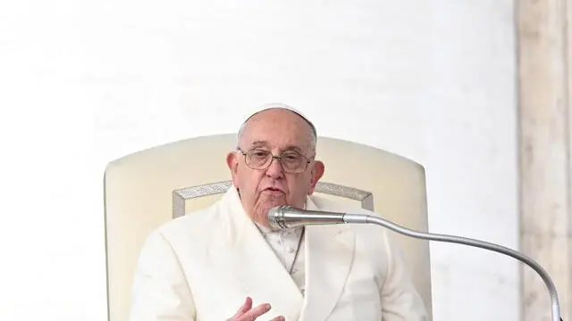 Pope Fracis speaks to faithful during his weekly general audience in St. Peter Square, at the Vatican, 13 November 2024. ANSA/MAURIZIO BRAMBATTI