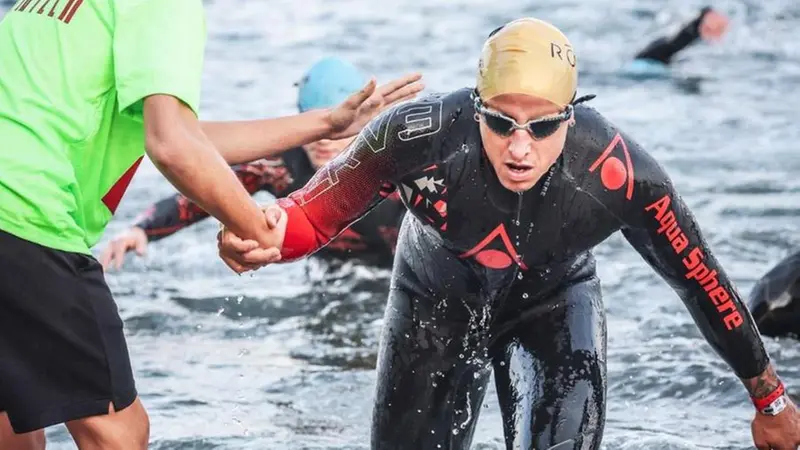 A nuoto - © www.giornaledibrescia.it