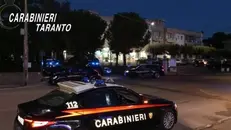 Auto carabinieri Taranto