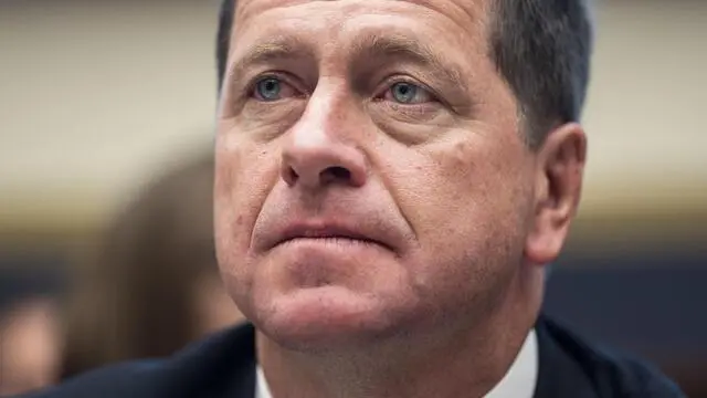 epa07866359 Securities and Exchange Commission (SEC) Chairman Jay Clayton prepares to testify before a House Financial Services Committee hearing on 'Oversight of the Securities and Exchange Commission' in the Rayburn House Office Building inWashington, DC, USA, 24 September 2019. EPA/JIM LO SCALZO