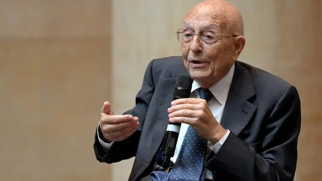 Sabino Cassese durante il convegno ''Le Buone Leggi. Semplificare per far ripartire l'Italia'', Roma, 19 settembre 2023. ANSA/ETTORE FERRARI