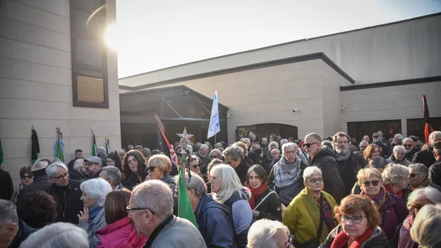 Cerimonia funebre per Licia Pinelli alla sede dell’impresa funebre San Siro di via Corelli, Milano 15 Novembre 2024 ANSA/MATTEO CORNER