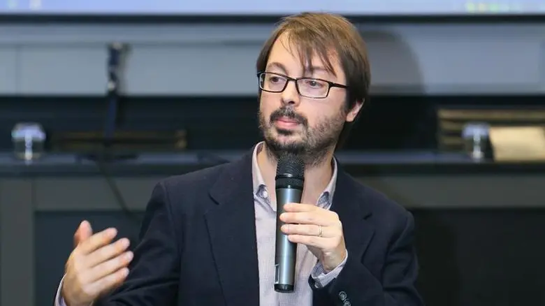 Il professor Claudio Giannetti