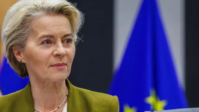 epa11691995 EU Commission President Ursula von der Leyen chairs the EU Commission weekly college of European Commissioners meeting in the European Commission in Brussels, Belgium, 30 October 2024. EPA/OLIVIER MATTHYS