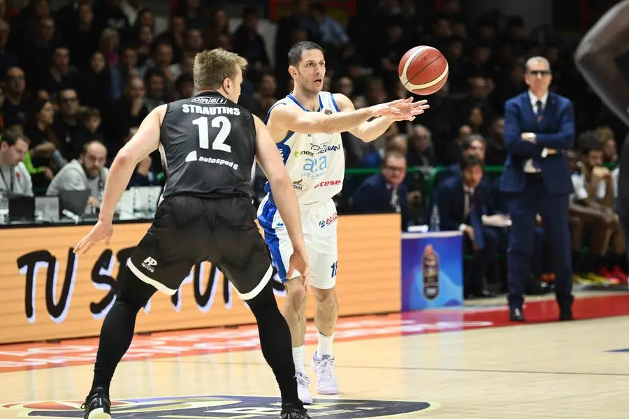 Nikola Ivanovic
Bertram Derthona Tortona - Germani Pallacanestro Brescia
LBA Legabasket Serie A Unipol 2024/2025
Casale Monferrato, 17/11/2024
Foto M.Ceretti / Ciamillo-Castoria