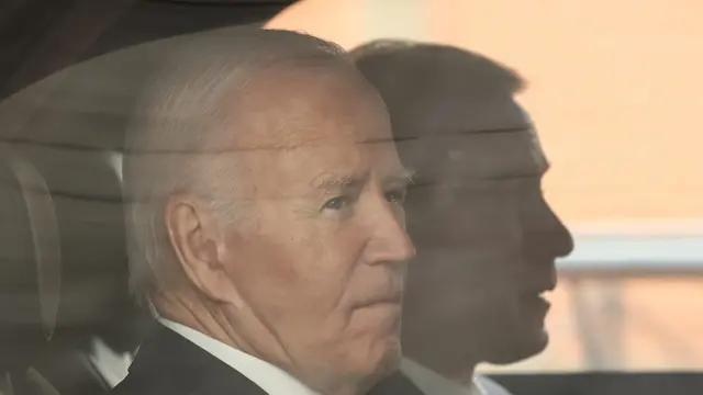 epa11724924 US President Joe Biden arrives at the Convention Center in Lima, Peru, 16 November 2024. Biden will hold meetings within the framework of the Asia-Pacific Economic Cooperation (APEC) leaders' summit. The Asia-Pacific Economic Cooperation (APEC) leaders' week is held in Lima from 10 to 16 November 2024. EPA/PAOLO AGUILAR