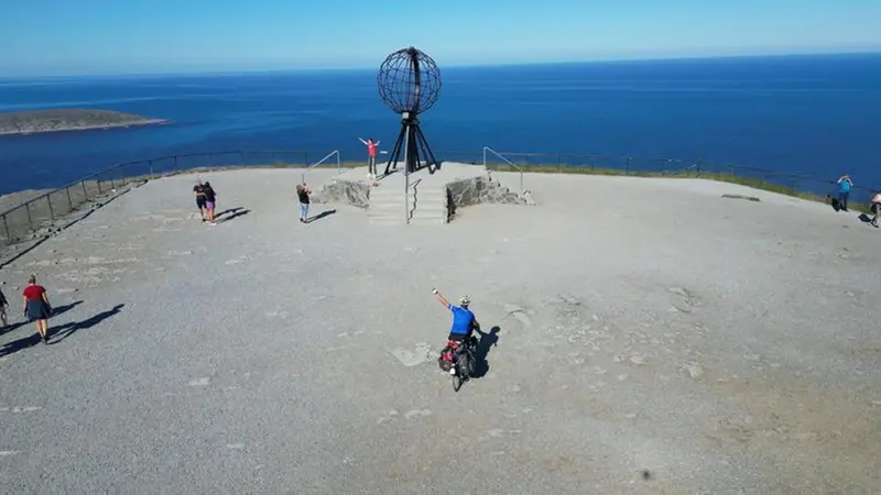 Il monumento del Globo a Capo Nord - © www.giornaledibrescia.it