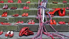 Scarpe rosse, simbolo della lotta alla violenza di genere