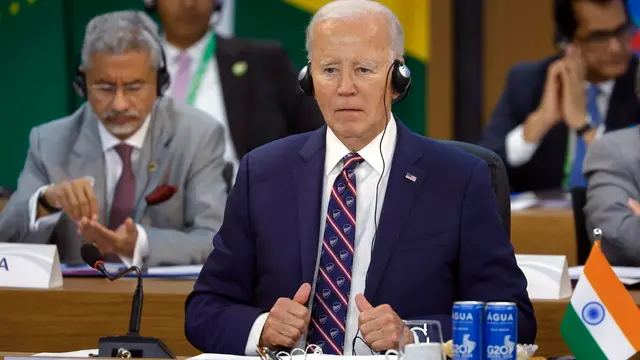 epa11729434 US President Joe Biden attends the second day of the G20 Summit of Heads of State, in Rio de Janeiro, Brazil, 19 November 2024. The G20 Summit brings together leaders from 55 nations and organizations on 18 and 19 November at the Museum of Modern Art in Rio de Janeiro. EPA/SEBASTIAO MOREIRA