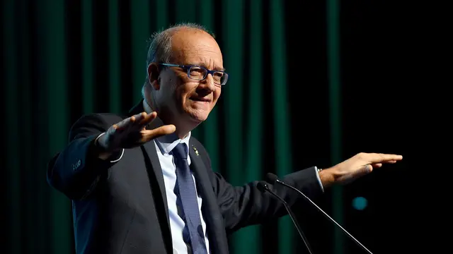 Il ministro dell’Istruzione e del Merito Giuseppe Valditara interviene all’Assemblea Nazionale CNA ‘Giovani e Lavoro’ presso l’Auditorium del Massimo Roma, 15 novembre 2024. ANSA/FABIO CIMAGLIA (NPK)