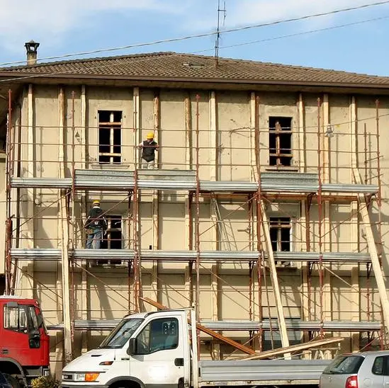 I lavori in un'abitazione privata - Foto New Eden Group © www.giornaledibrescia.it