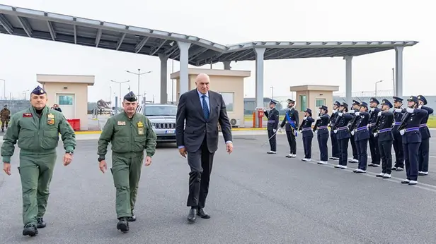 La visita del ministro Crosetto al 6° Stormo di Ghedi