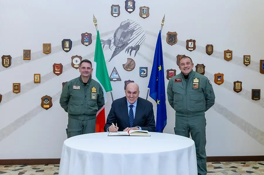 La visita del ministro Crosetto al 6° Stormo di Ghedi