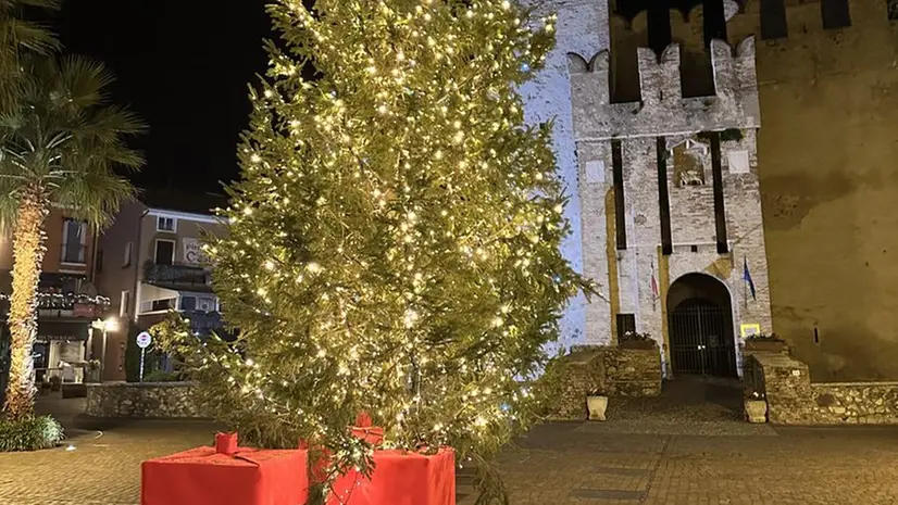 L'albero di Natale a Sirmione