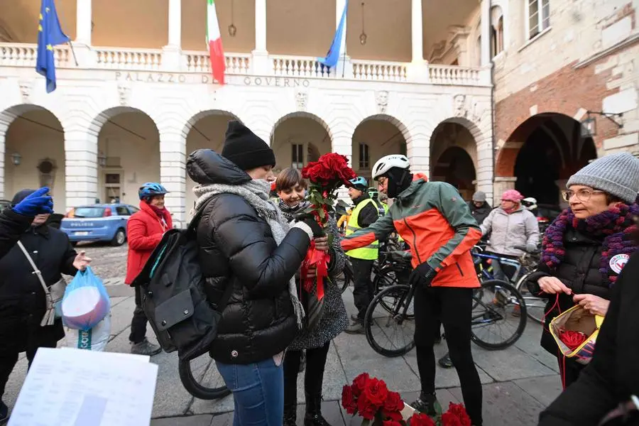 La pedalata antiviolenza