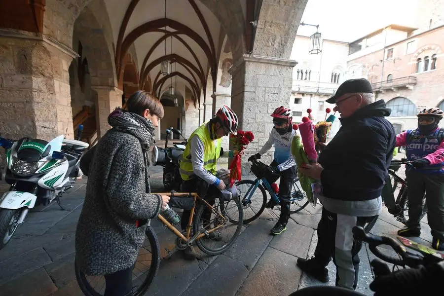 La pedalata antiviolenza