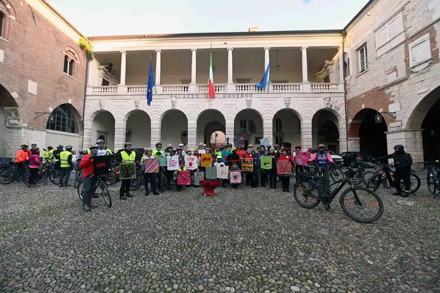 La pedalata antiviolenza