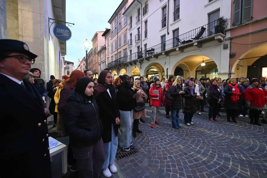 CRONACA BRESCIA VIA X GIORNATE MOBILITAZIONE COLLETTIVA INTERGENERAZIONALE CON CASTELLETTI E FRATTINI PER CARINI 23-11-2024 MARCO ORTOGNI NEW EDEN GROUP