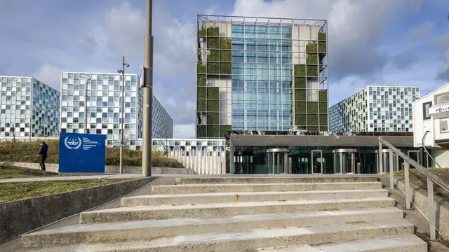 epa11733001 An exterior view of the International Criminal Court (ICC) in The Hague, Netherlands, 21 November 2024. Dutch â€‹â€‹Minister of Foreign Affairs Caspar Veldkamp stated on 21 November that The Netherlands will execute an arrest warrant issued by the International Criminal Court (ICC) over alleged war crimes against Israeli Prime Minister Benjamin Netanyahu, Israeli former Defense Minister Yoav Gallant and Hamas leader Mohammed Diab Ibrahim al Masri (also known as Mohammed Deif). EPA/REMKO DE WAAL