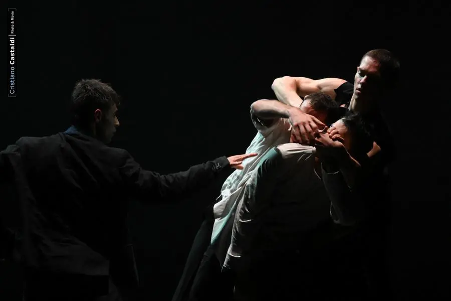 «Daughters and angels»: lo Spellbound Contemporary Ballet al Teatro Grande