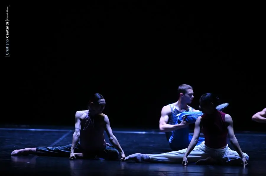 «Forma mentis»: lo Spellbound Contemporary Ballet al Grande