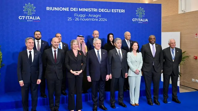 epa11740240 (1st row L-R): US Secretary of State Antony Blinken, France's Foreign Affairs Minister Jean-Noel Barrot, Canada's Foreign Affairs Minister Melanie Joly, Italy's Foreign Minister Antonio Tajani, Japan's Foreign Minister Takeshi Iwaya, Germany's Foreign Affairs Minister Annalena Baerbock, Britain's Foreign Secretary David Lammy and High Representative of the European Union for Foreign Affairs and Security Policy Josep Borrell; (2nd row L-R): Qatar's Foreign Minister Mohammed bin Abdulaziz al-Khulaifi, Egypt's Foreign Minister Badr Abdelatty, Foreign Minister of Saudi Arabia Faisal bin Farhan Al-Saud, Jordan's Minister of Foreign Affairs Ayman Safadi, UAE Minister of State for International Cooperation Reem al-Hashimy and Arab League Secretary-General Ahmed Aboul Gheit pose for a familly photo during a working meeting with Arab Countries at the G7 Foreign Ministers meeting in Fiuggi, Italy, 25 November 2024. EPA/ALESSANDRO DI MEO