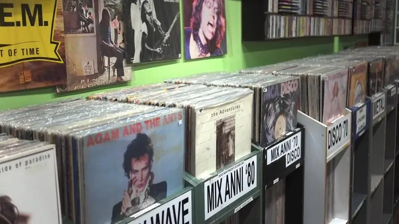 I vinili da Brescia Dischi - Foto © www.giornaledibrescia.it