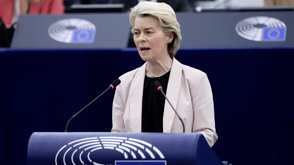 Ursula von der Leyen a Strasburgo - Foto Ansa © www.giornaledibrescia.it
