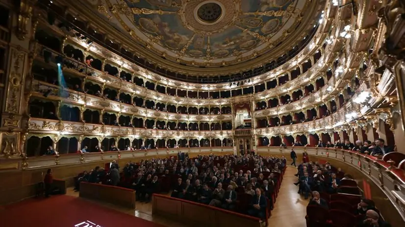 ECONOMIA BRESCIA TEATRO GRANDE OSCAR DEI BILANCI 2024 NELLA FOTO FASI DELLA MANIFESTAZIONI SALA 28/11/2024 newreporter©favretto
