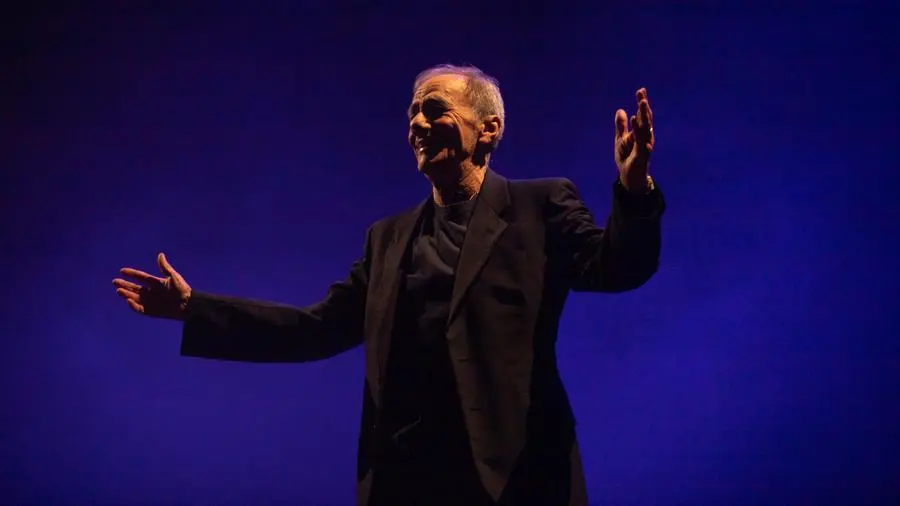 Roberto Vecchioni al Teatro Clerici