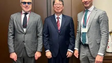 Il governatore Fedriga e l'assessore Bini con il viceministro all'Educazione, cultura, sport, scienza e tecnologie Yano Kuzuhiko