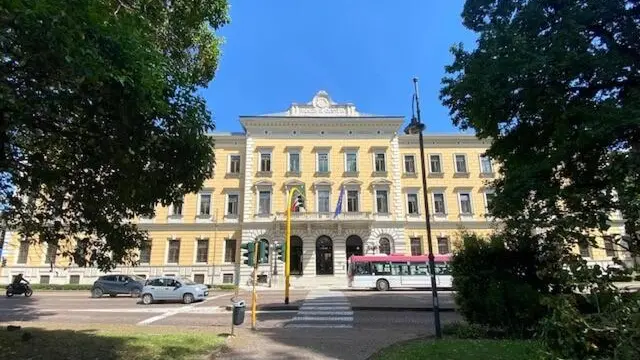 TRIBUNALE PALAZZO DI GIUSTIZIA TRENTO