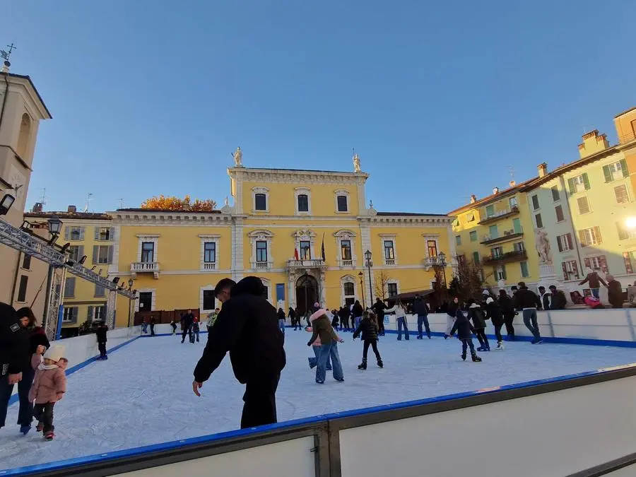 La città si accende per il Natale