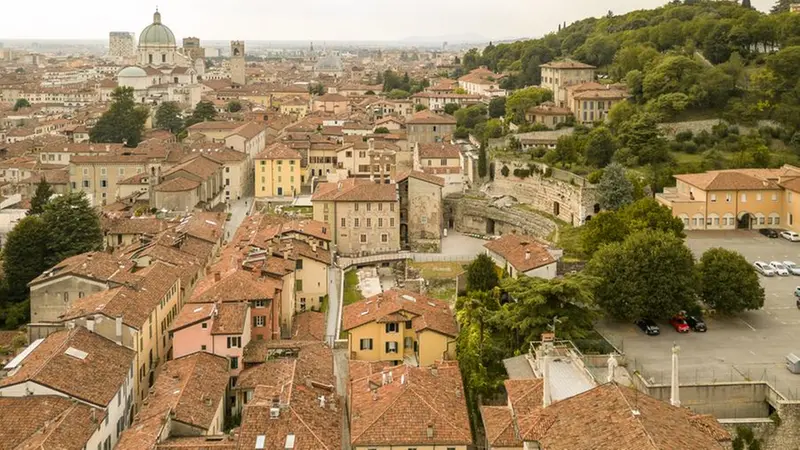Una panoramica di Brescia e del Corridoio Unesco - Foto Filippo Poli © www.giornaledibrescia.it